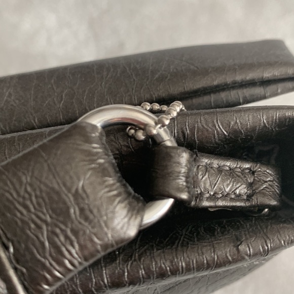 Metallic Clutch - Picture 7 of 12